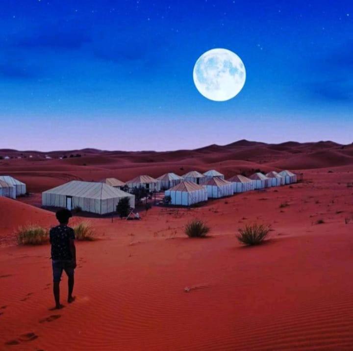 Merzouga Top Luxury Camp المظهر الخارجي الصورة