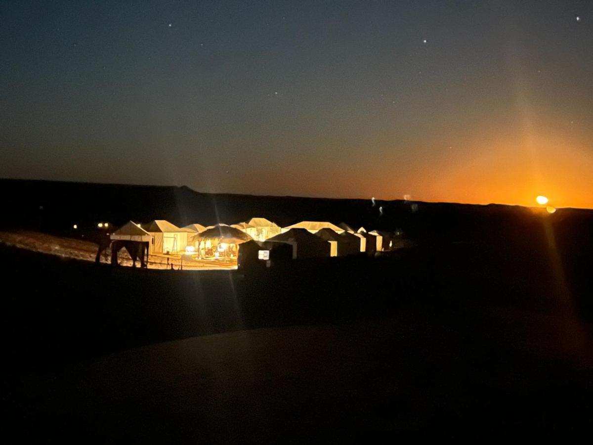 Merzouga Top Luxury Camp المظهر الخارجي الصورة