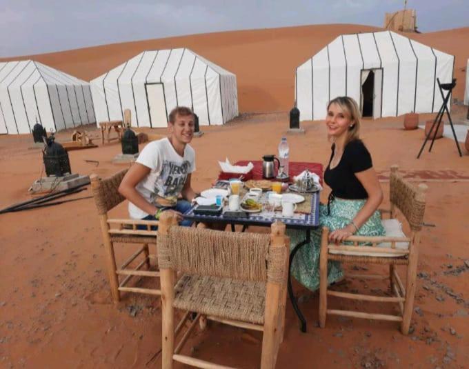 Merzouga Top Luxury Camp المظهر الخارجي الصورة