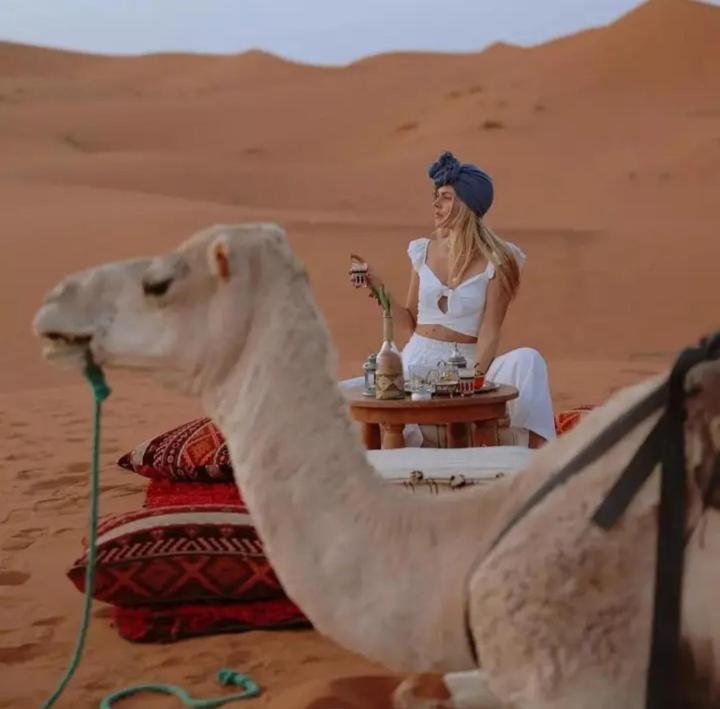 Merzouga Top Luxury Camp المظهر الخارجي الصورة