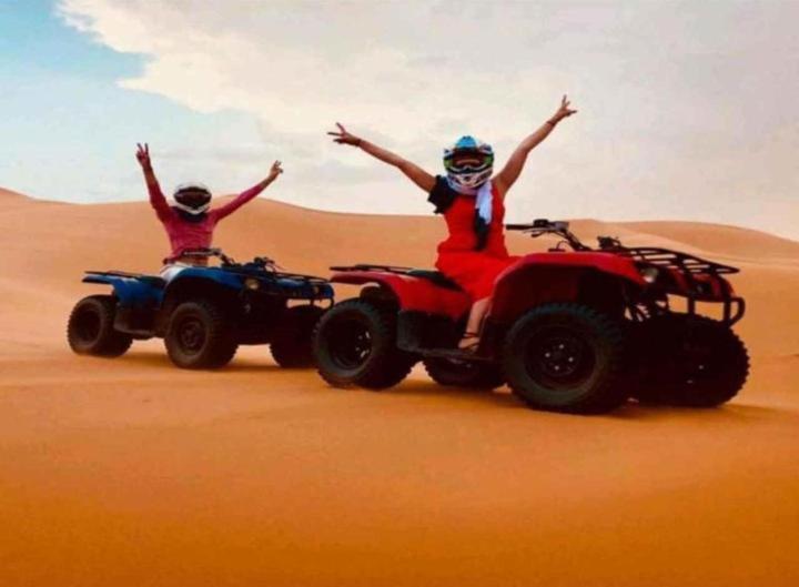 Merzouga Top Luxury Camp المظهر الخارجي الصورة